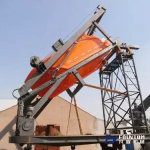 free-fall-lifeboat-davit