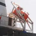 free-fall-lifeboat-davit.2